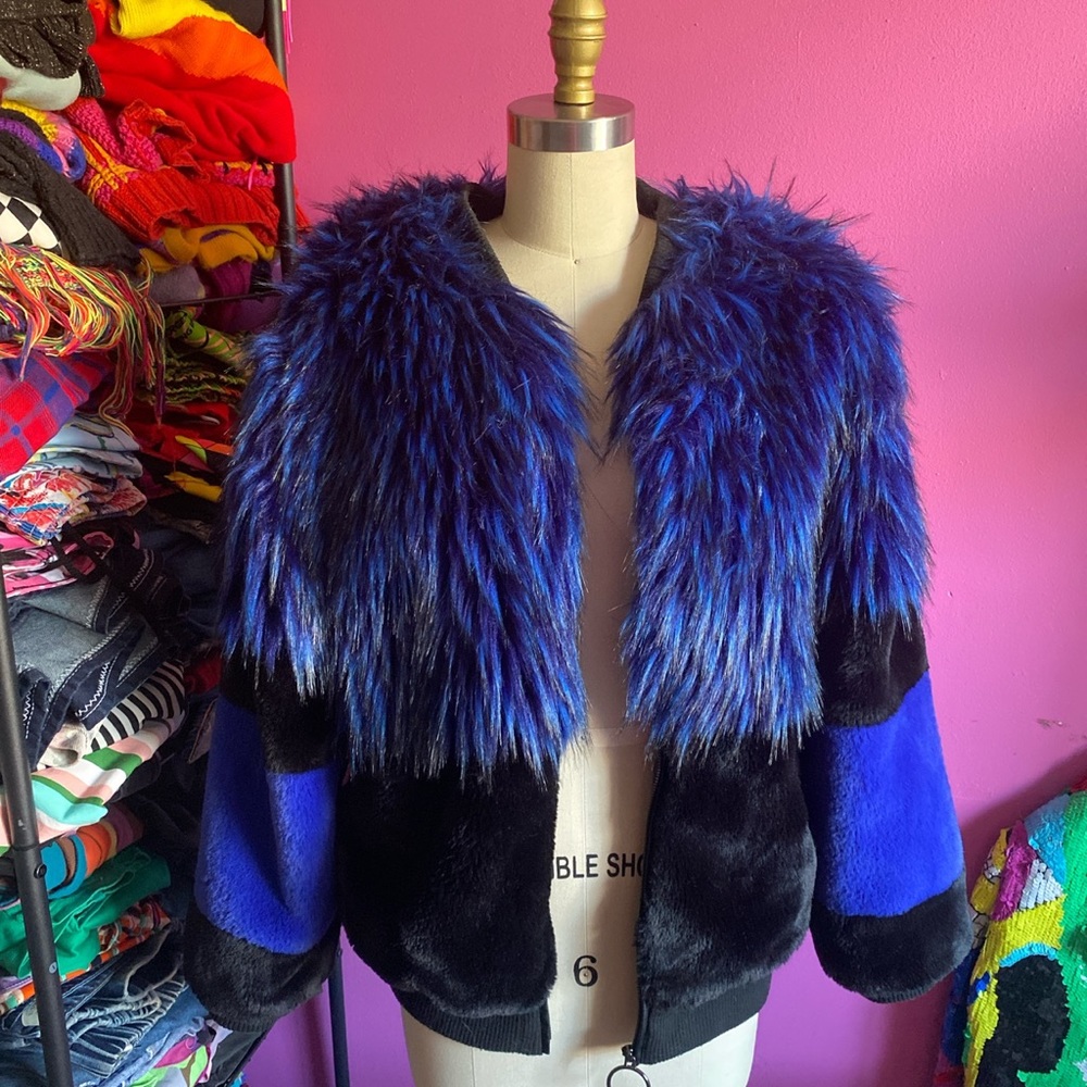 Black and blue faux fur plush jacket